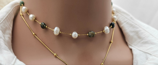 Collar de perlas y ágatas