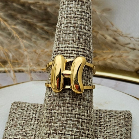 Anillo letra H