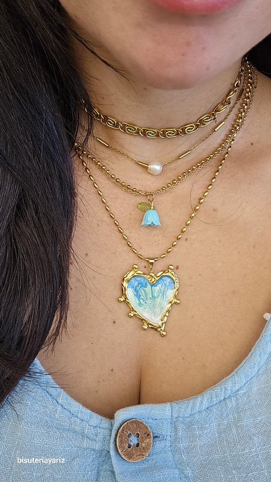 Corazon collar