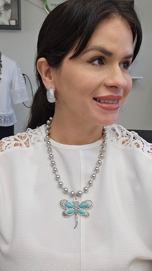 Collar libélula azul