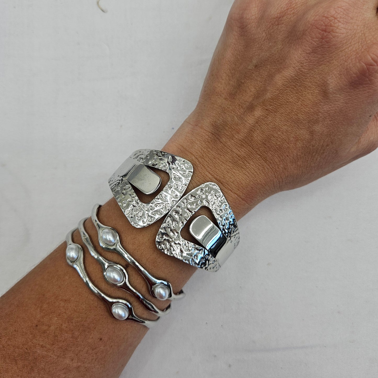 Brazalete con esferas Blancas