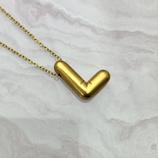 Collar Inicial L