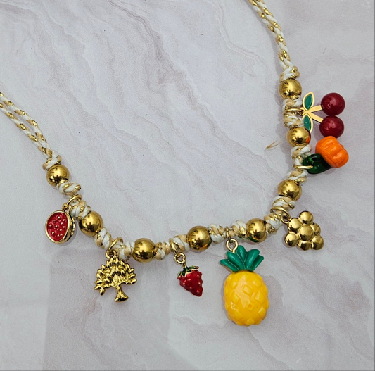 Collar verano dorado