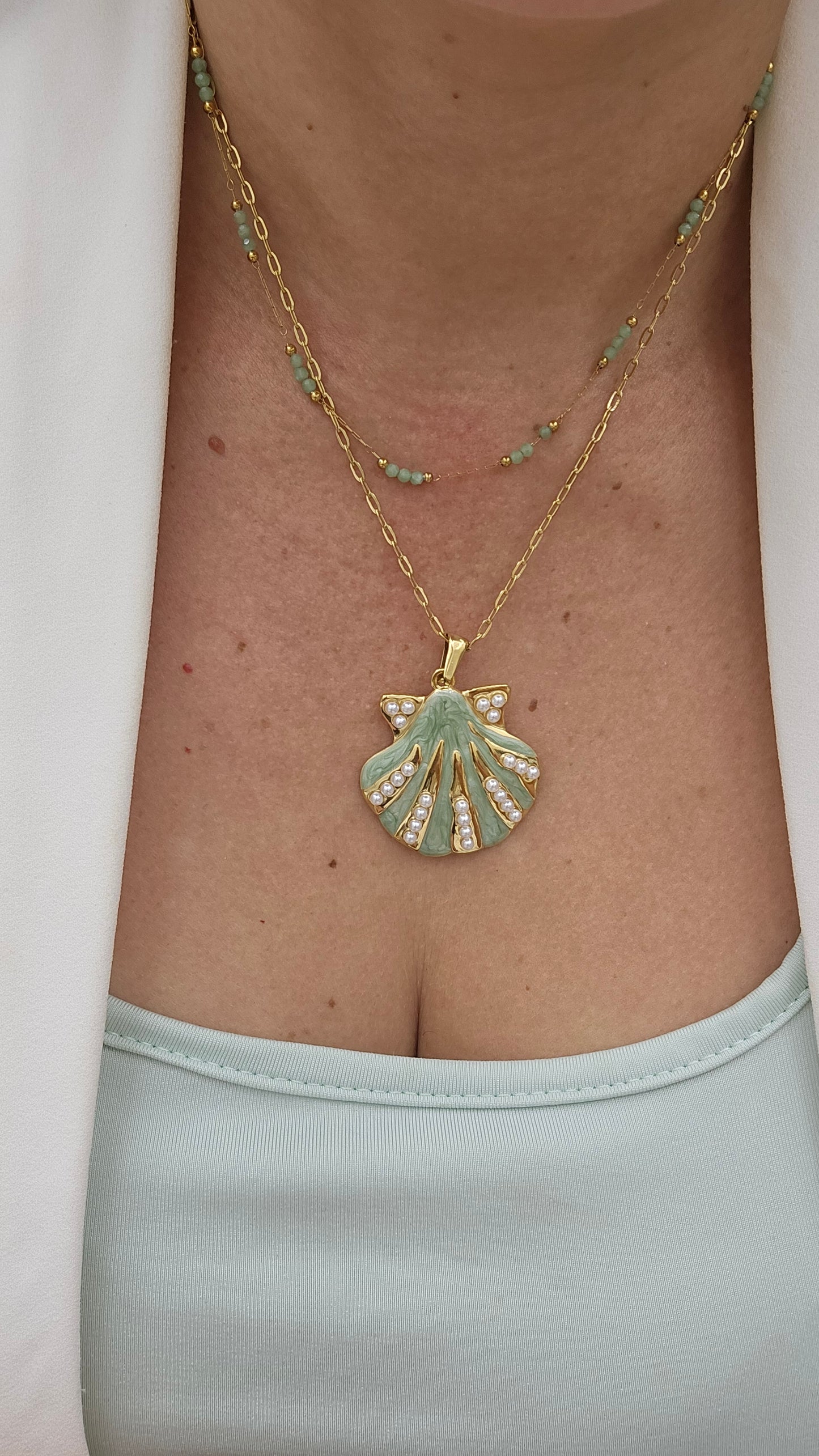 Collar Concha verde