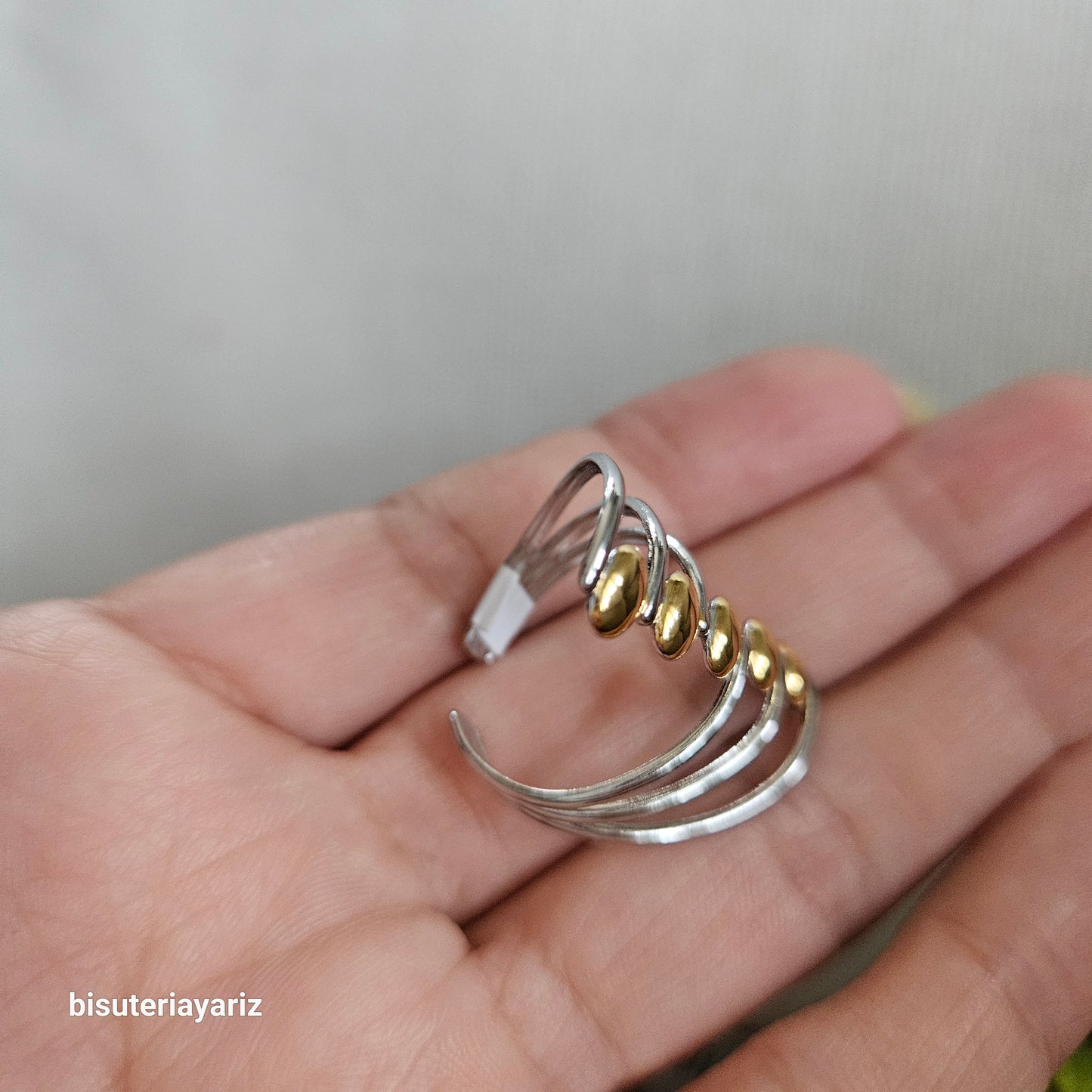 Anillo Valeria