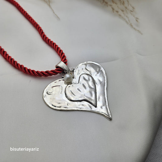 Collar Laurel