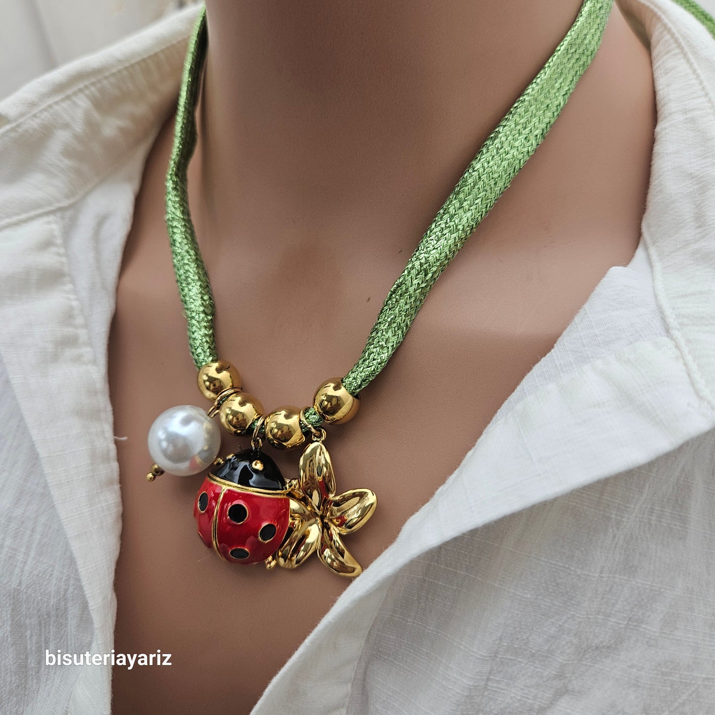 Collar Mariquita