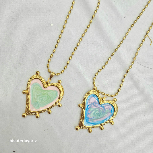 Collar  corazon verde rosado