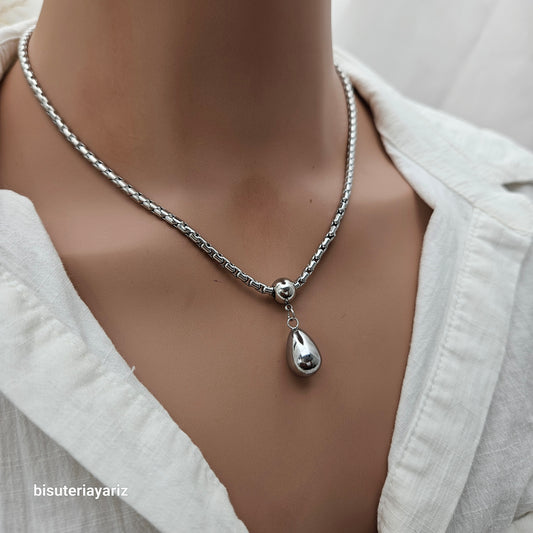 Collar Gota