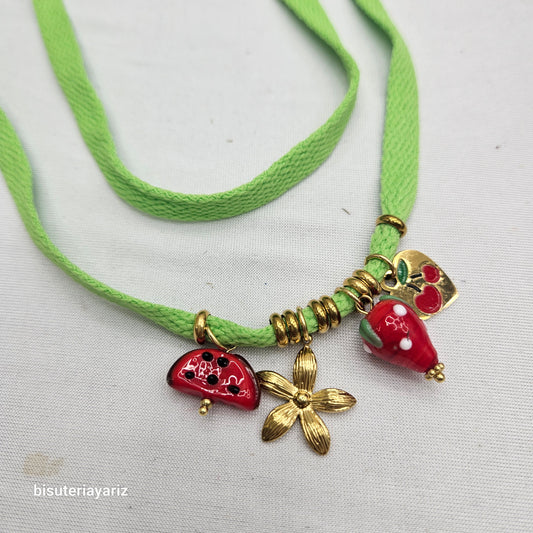 Collar Frutas