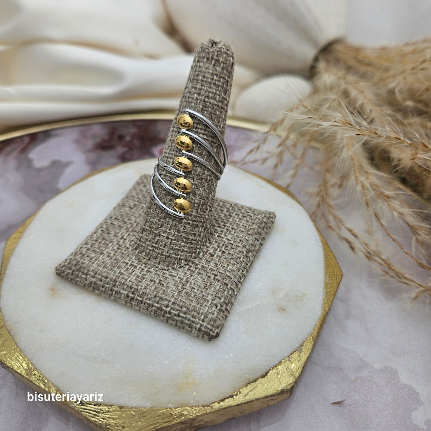 Anillo Valeria