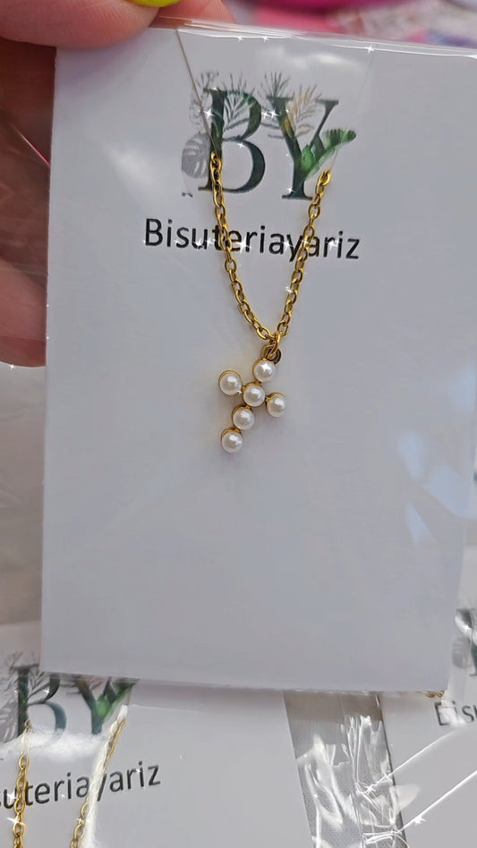 Cruz Victoria